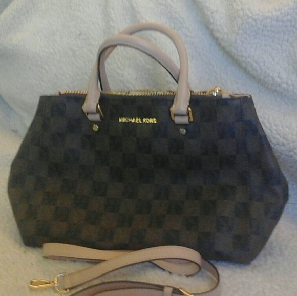 Michael Kors Handbags - Micheal Kors bag